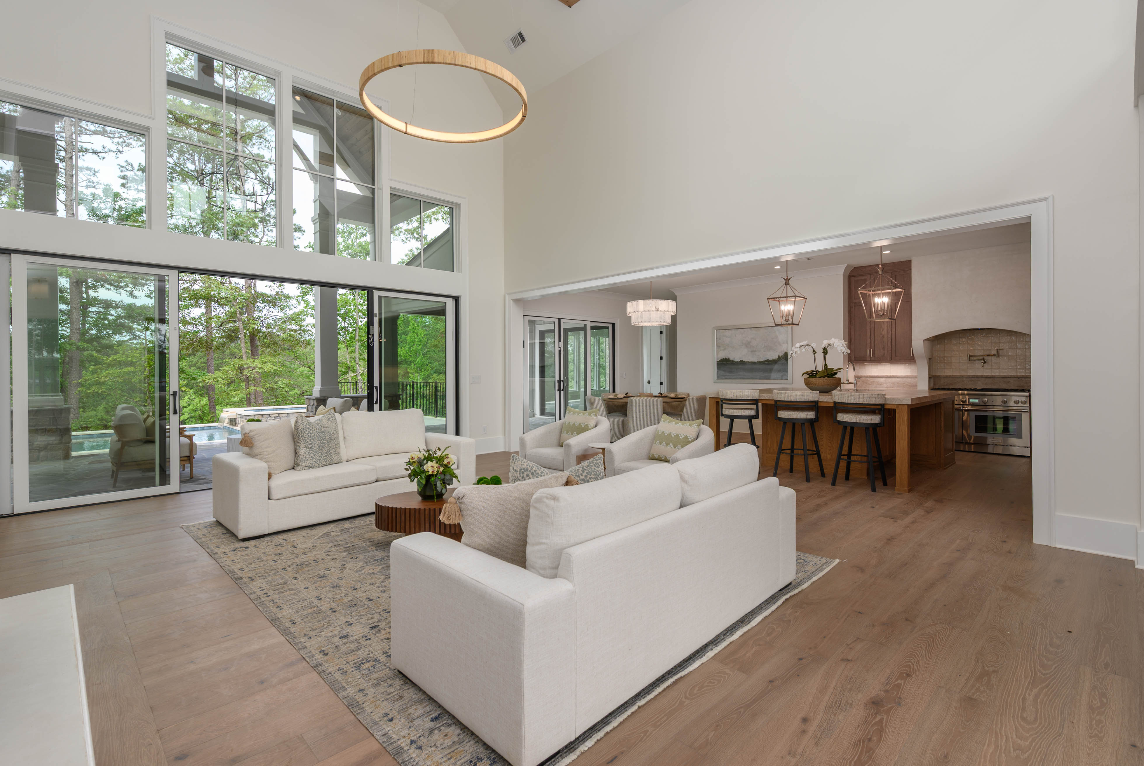 1019 Hilltop Loop image 7